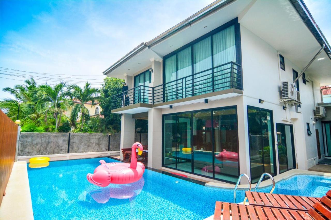 Vichy Villa Jomtien Beach Exterior photo