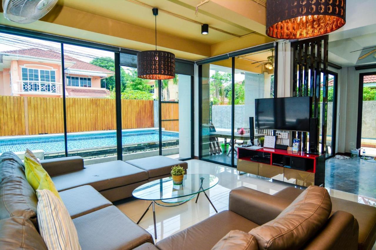 Vichy Villa Jomtien Beach Exterior photo